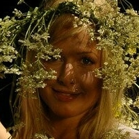 Adelka.A Nue