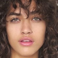 Alanna Arrington Nue