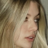 Ale Zambelli Nue