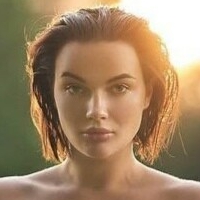 Alina Maleniece Nue