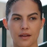 Amanza Smith Nue