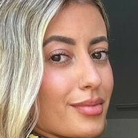 Ana Nello Nue