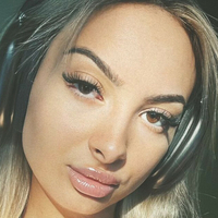 Anastasia Ciric Nue