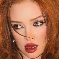 Angelina Mikhailichenko Nue