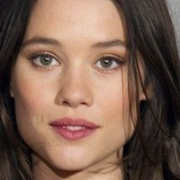 Astrid Bergès-Frisbey Nue