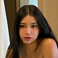 AvMadeleine Nue