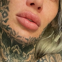 Becky Holt Nue