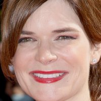 Betsy Brandt Nue