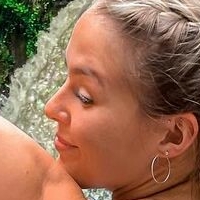 Briony Mengham Nue