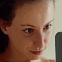 CaitlinThom Nue