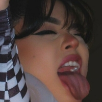 Camila Valentina Nue