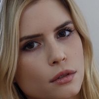 Carlson Young Nue