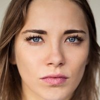 Carolin von der Groeben Nue