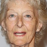 Caroline Blakiston Nue