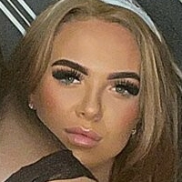 Charlotte Hill Nue