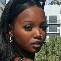 Chelley Bissainthe Nue