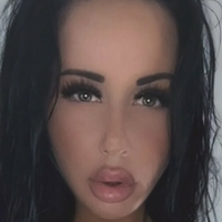 Clare Cochrane Nue