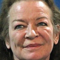 Clare Higgins Nue