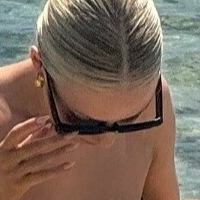 Daisy Herriott Nue