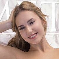 Dana Delight Nue