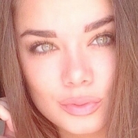 Dessie Mitcheson Nue