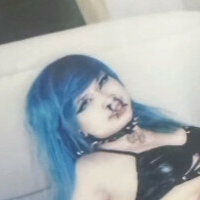 Doll.rot Nue