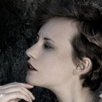 Elen Ina Nue