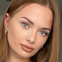 elenarebelle Nue