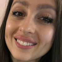 Elizabeth Sentbyeros Nue