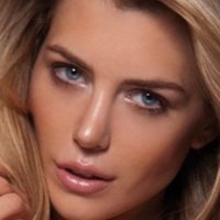 Elle Liberachi Nue