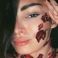 Emilie Nef Naf Nue