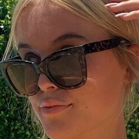 Georgie Cunningham Nue