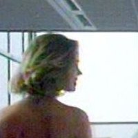 Helen FitzGerald Nue