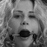 Helenas Luminance Nue