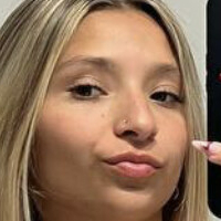 imlouna Nue