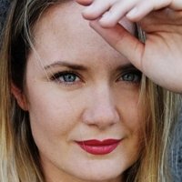 Jaqueline Klueter Nue