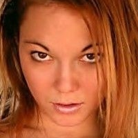 Jennifer Toof Nue
