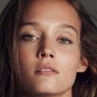 Johanna Szikszai Nue