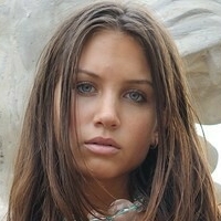 Kat B Art Nue