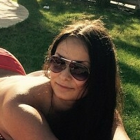 Katarina Kavaleva Nue