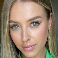 Klaudia Kroczek Nue