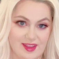 klaudiakelly Nue