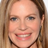 Kristin Bauer van Straten Nue