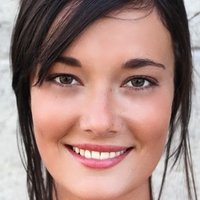 Laura Salvatore Nue