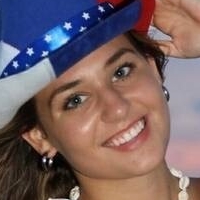 Lauren Mochen Nue