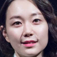 Lee You-young Nue