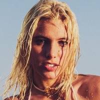 Lele Pons Nue