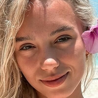 Lena Mantler Nue
