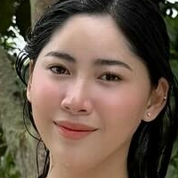 Leonajie Almario Nue