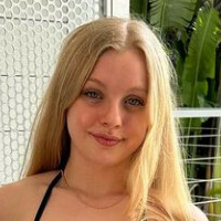 Lilly May Nue